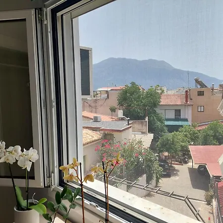 Aphrodite'S Apartment Kalamata Exterior photo